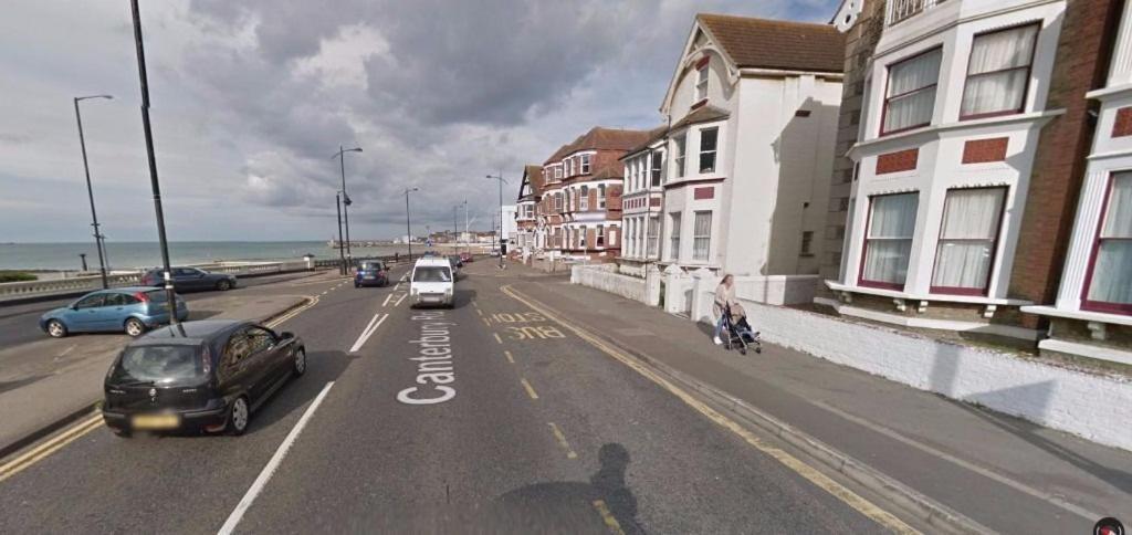 Flat, Amazing Balcony Sea View, Bike Store, With Sun Deck Margate Esterno foto